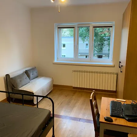 Na Zielonym Nowolipiu アパート ワルシャワ